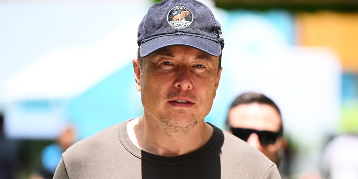 Elon Musk seeks to drop court-ordered 'Twitter Sitter' for Tesla-related posts.