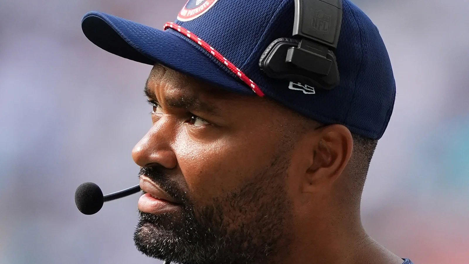 Patriots' Struggles Continue: Mayo's Frustration Grows After Dolphins Defeat