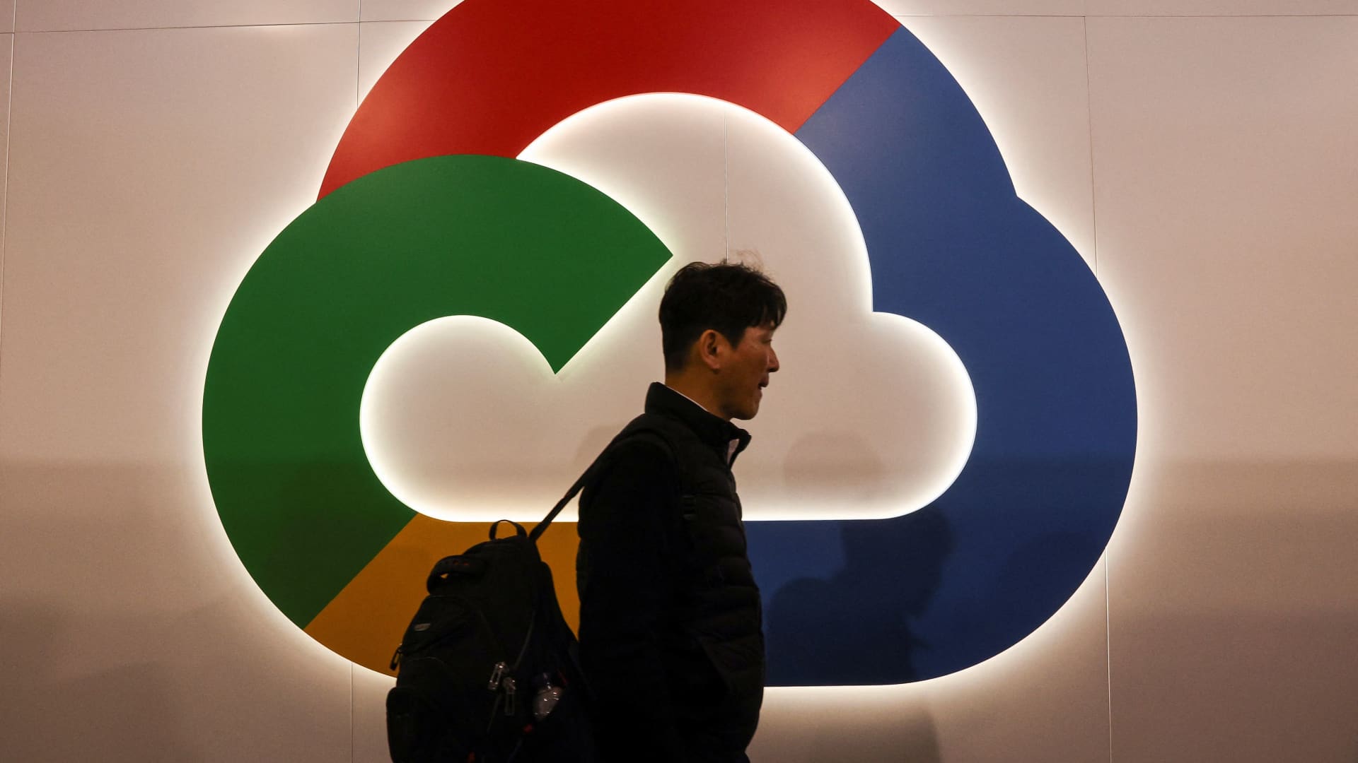 Google's AI-powered tools accelerate drug discovery and boost company value.