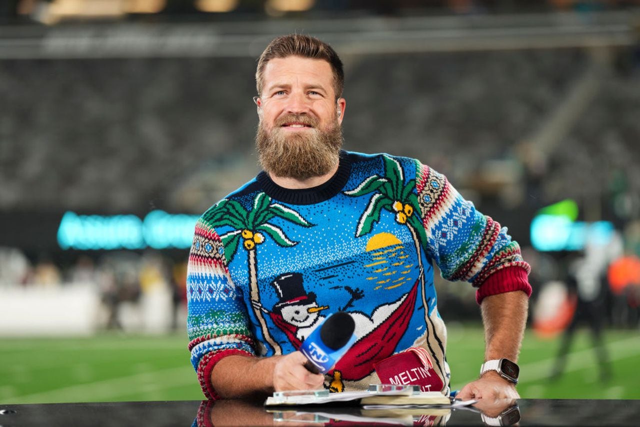 "Ryan Fitzpatrick's Shirtless Challenge: Will Josh Allen Rise to the Occasion?"