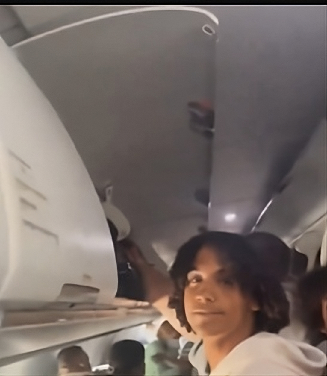 Featured image for Laptop Fire Triggers Chaotic American Airlines Evacuation at SFO, 3 Injured