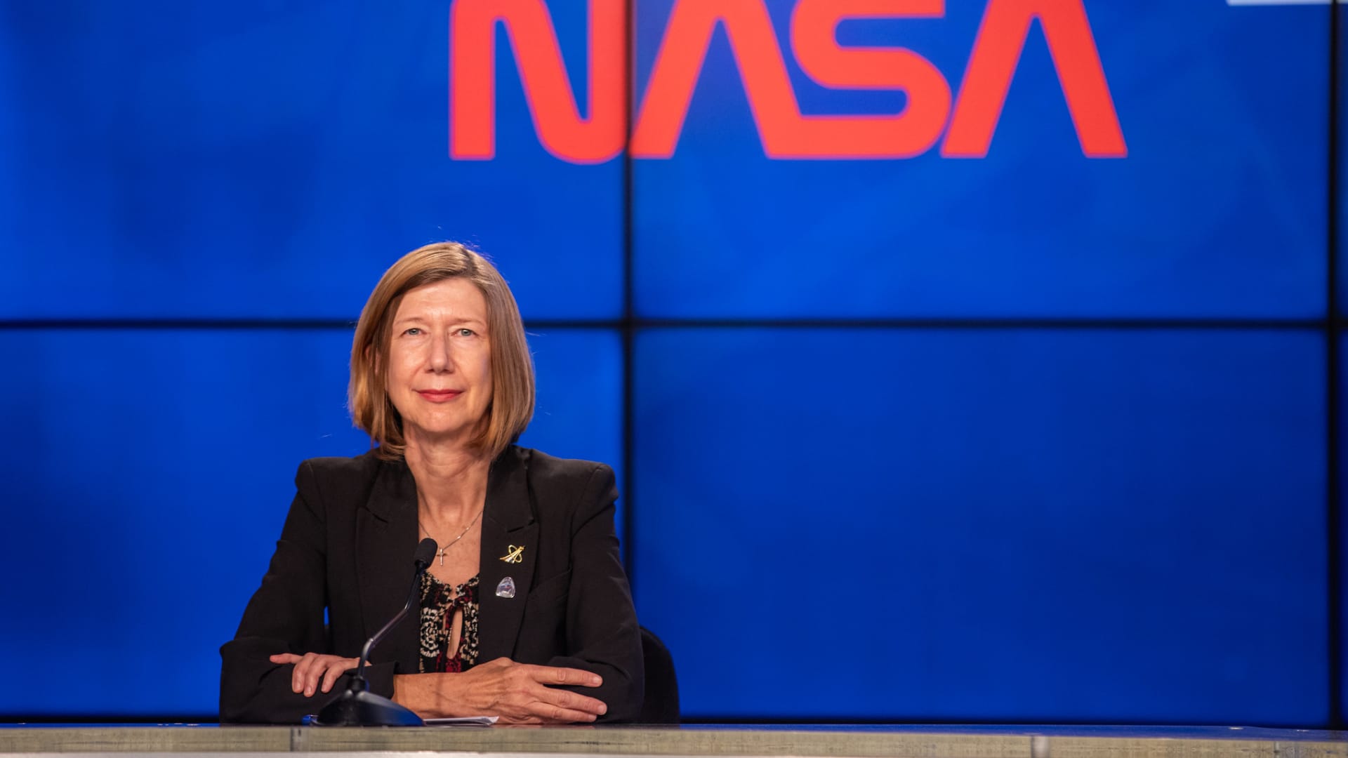 Former NASA official joins SpaceX for Starship project.