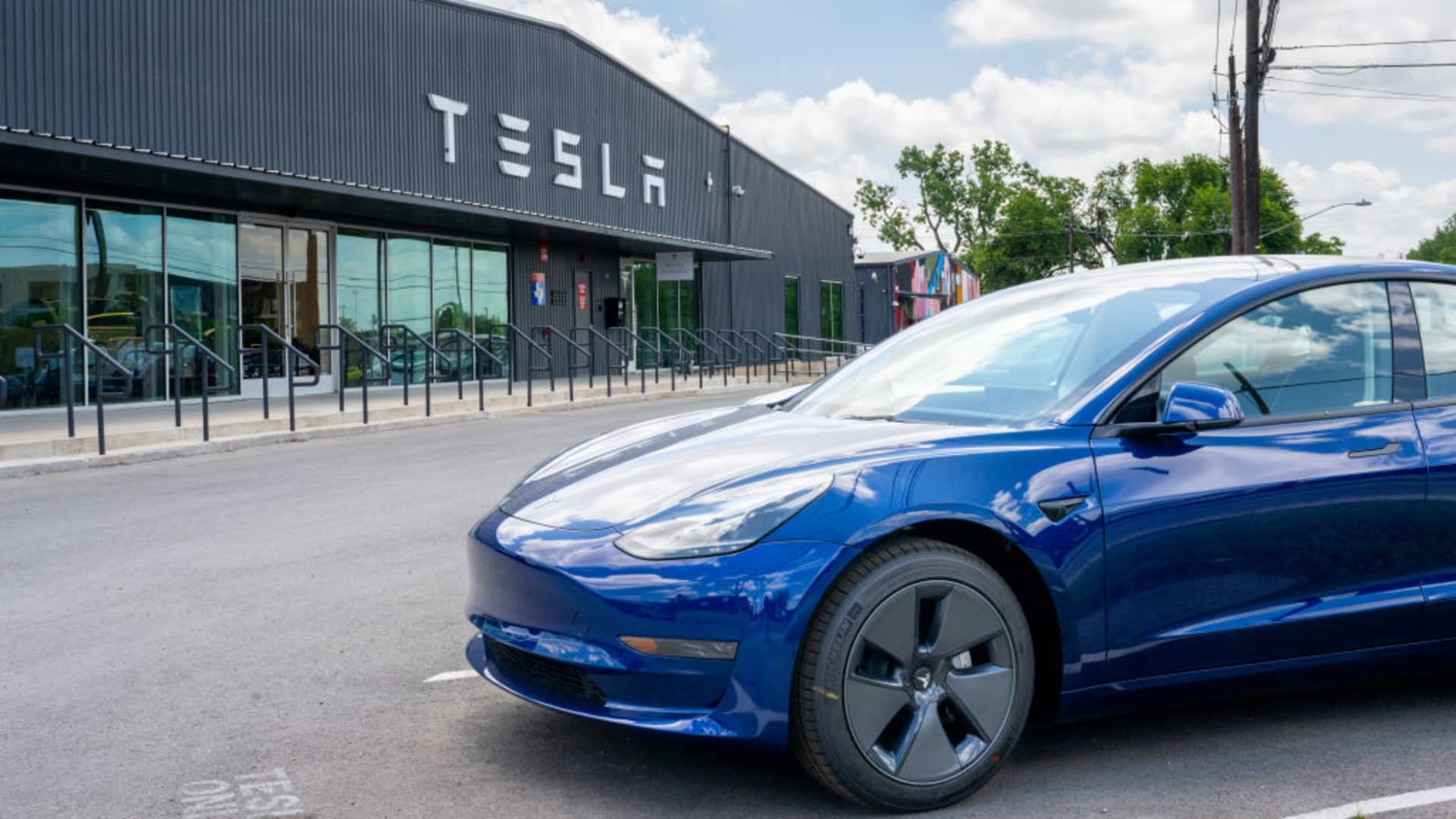 Tesla's Blame Game: Drivers Held Responsible for Known Defective Parts