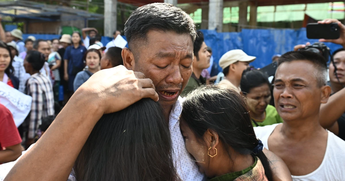 Featured image for Myanmar Releases Over 6,100 Prisoners on Independence Day