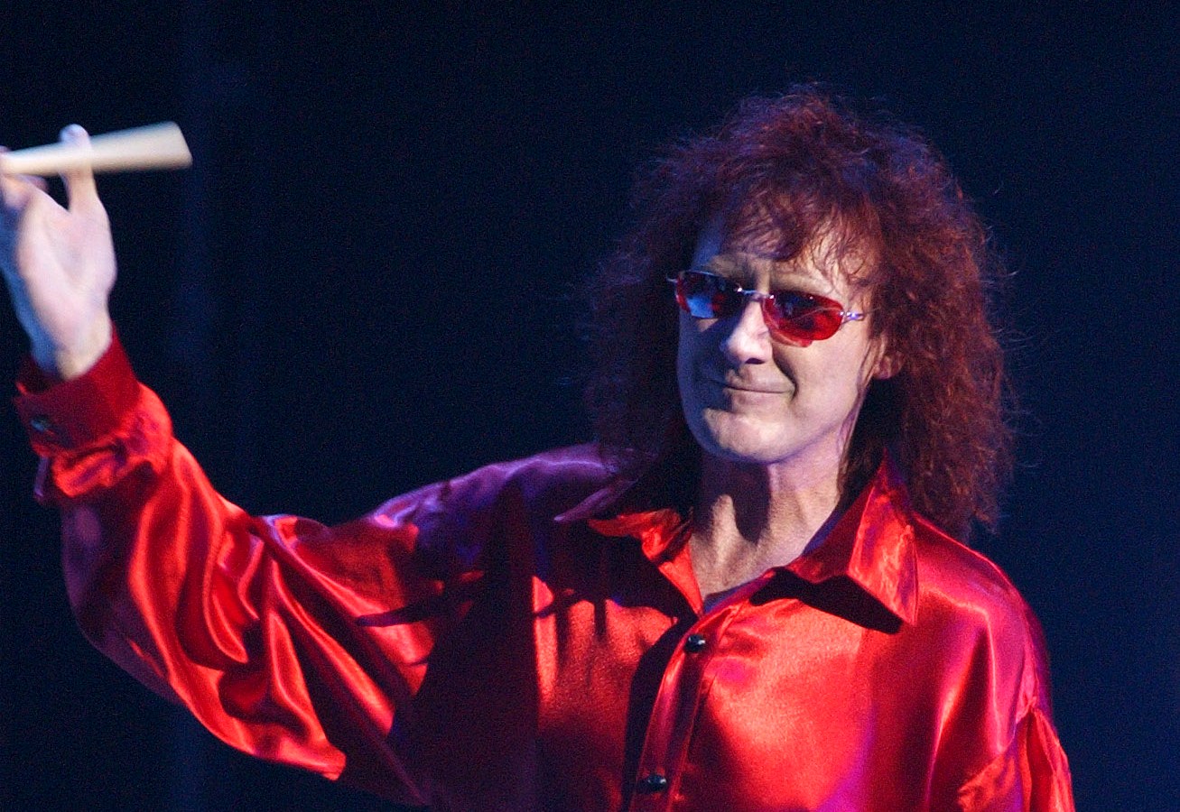 AC/DC Mourns the Loss of Original Drummer Colin Burgess at 77