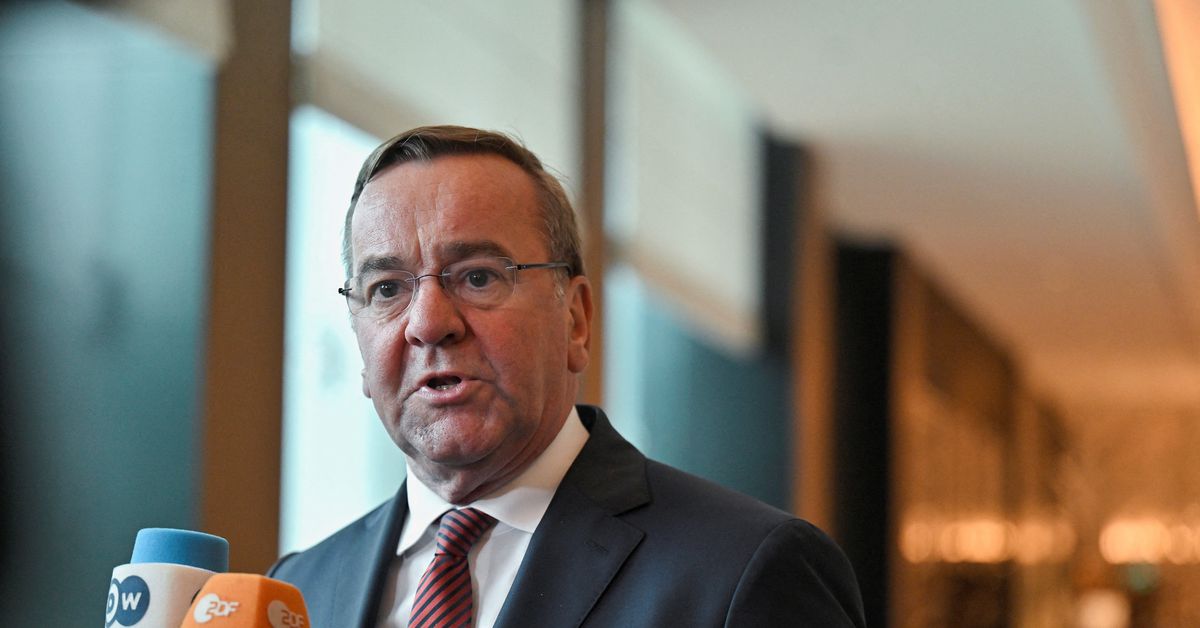 "Germany to deploy warships to Indo-Pacific in 2024 amidst South China Sea tensions"