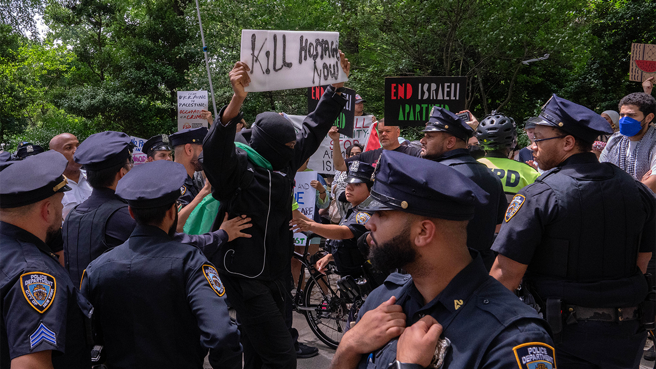"Solidarity and Security Mark Israel Day Parade in NYC Amid Gaza Conflict"