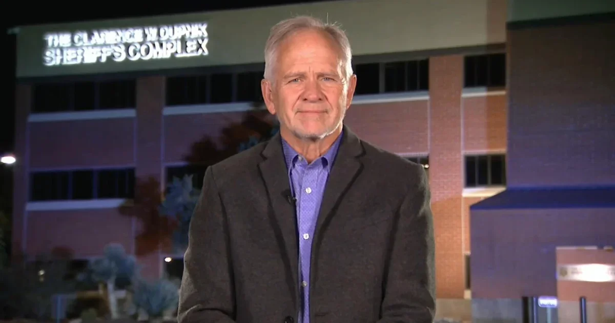 Elizabeth Smart's Dad Calls Nancy Guthrie Disappearance 'Surreal' as Search Continues