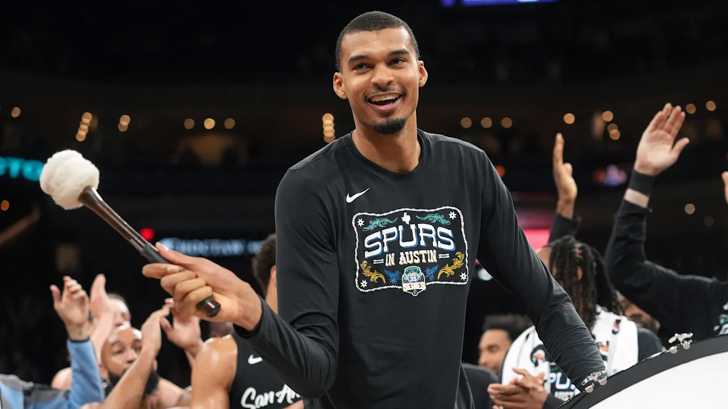 Wembanyama and Fox Stamp Spurs' Dominance Over Pistons